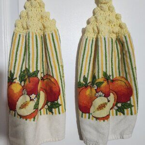 Vintage Crochet Top Hanging Hand Kitchen Towels Set of 2 Apple